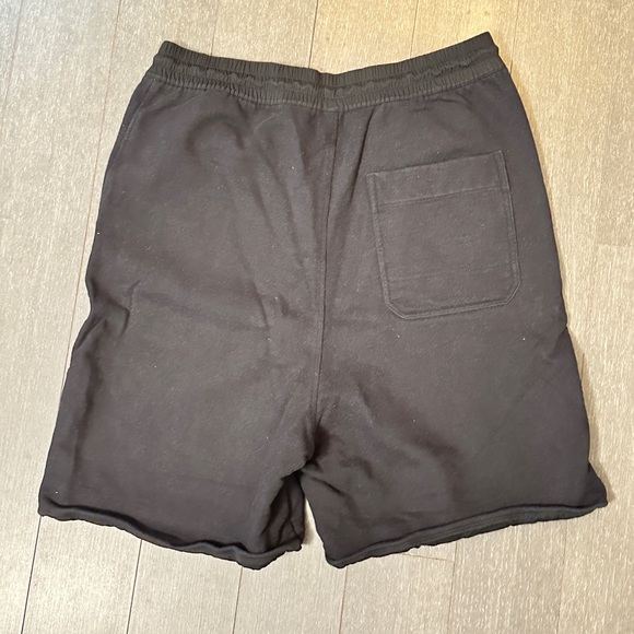Y-3 Sweatshorts - Picture 2 of 6
